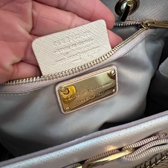 3117 Ferragamo pink satchel - Picture 11 of 12